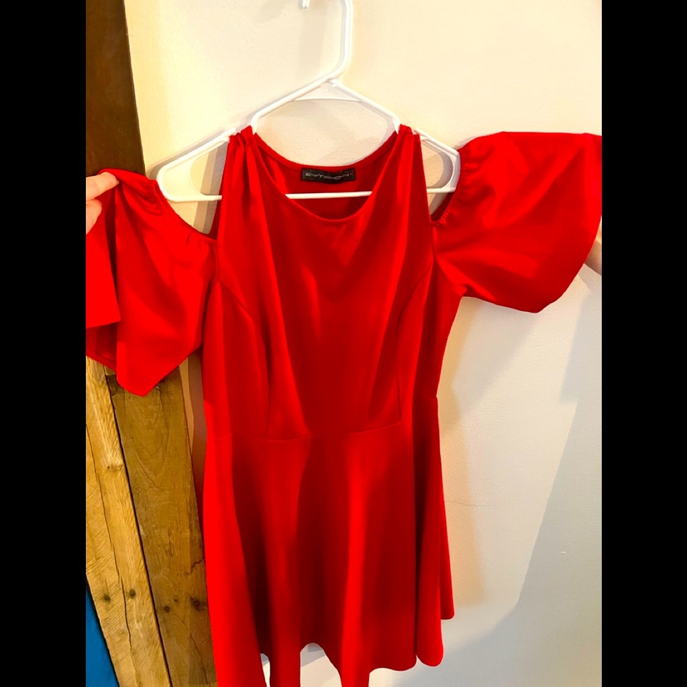 Chic Soul Red Shoulderless dress